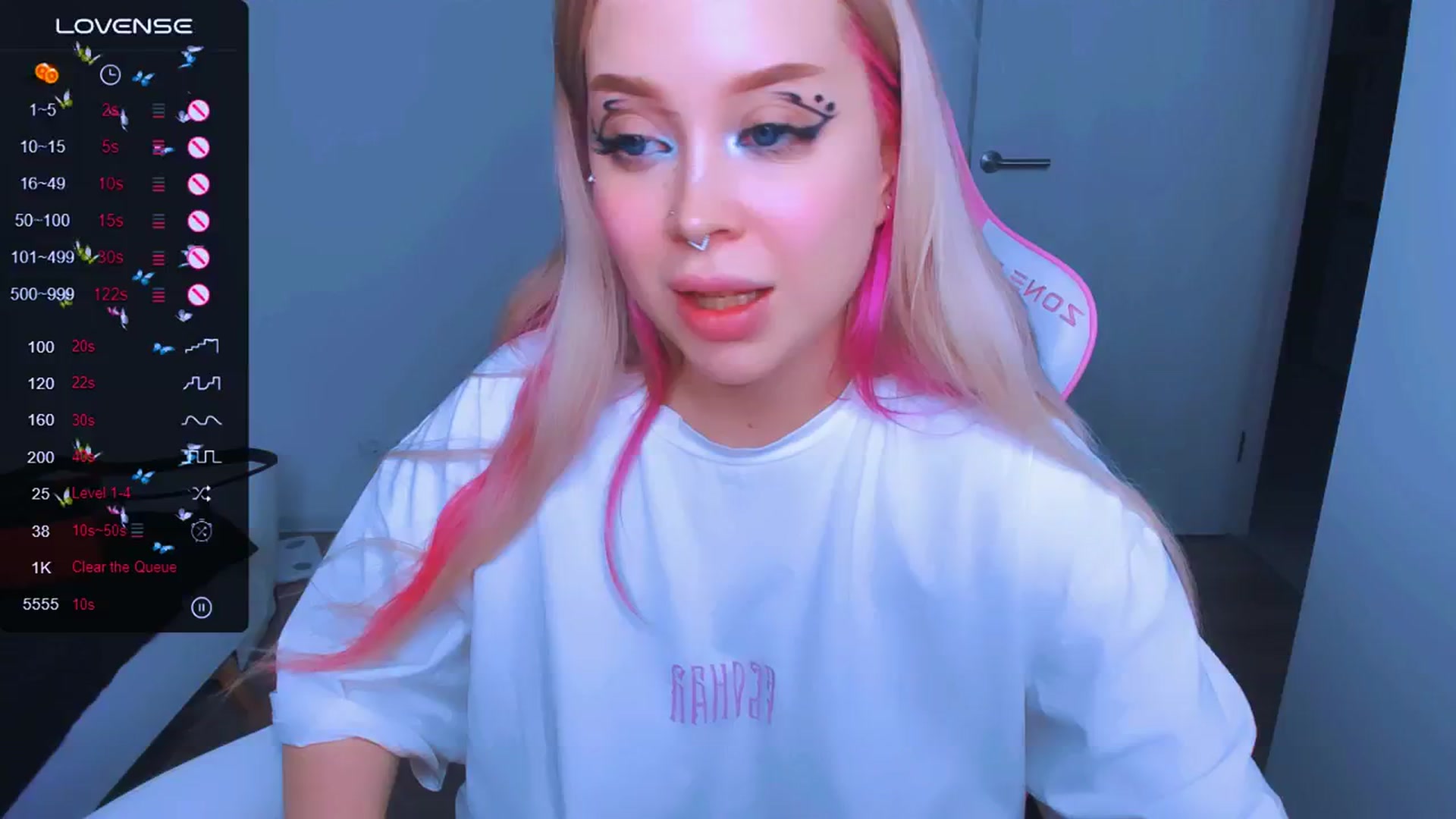 Gallery image thumbnail from MonaLauu's myfreecams stream on, 03/11/2025, 18:42 image 20 of 20