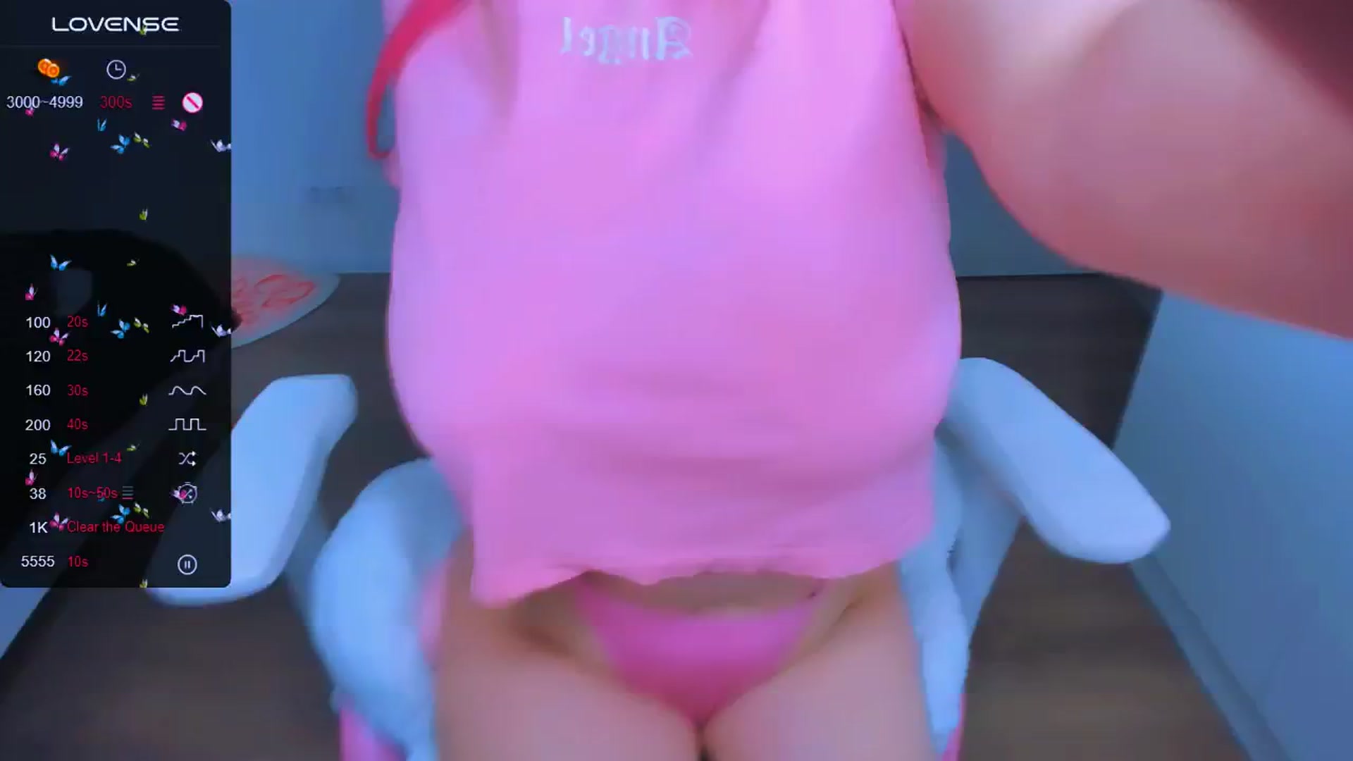Gallery image thumbnail from MonaLauu's myfreecams stream on, 03/17/2025, 10:01 image 12 of 20