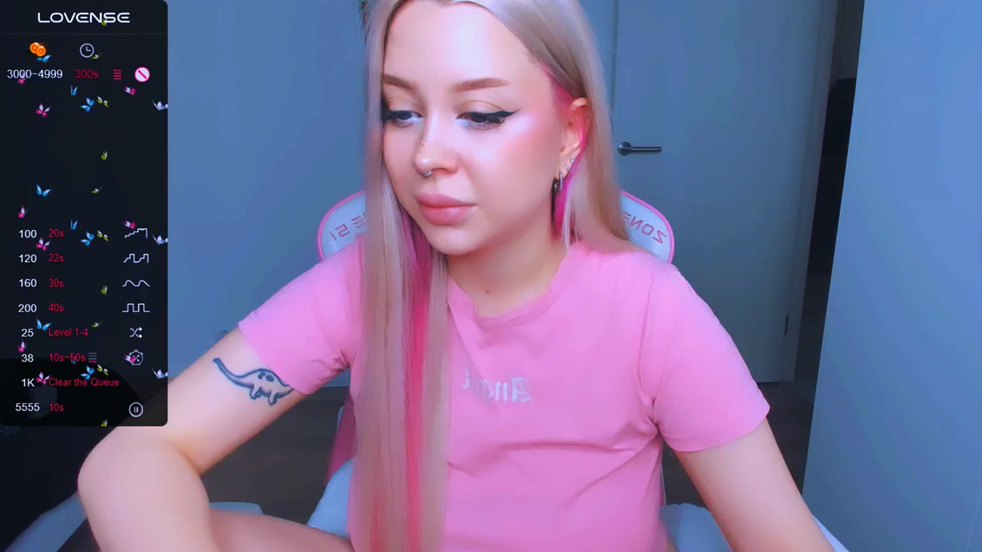 Gallery image thumbnail from MonaLauu's myfreecams stream on, 03/17/2025, 10:01 image 4 of 20