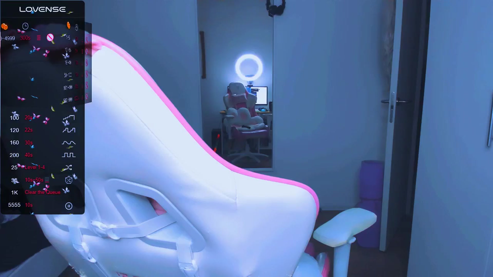 Gallery image thumbnail from MonaLauu's myfreecams stream on, 03/19/2025, 09:20 image 6 of 20