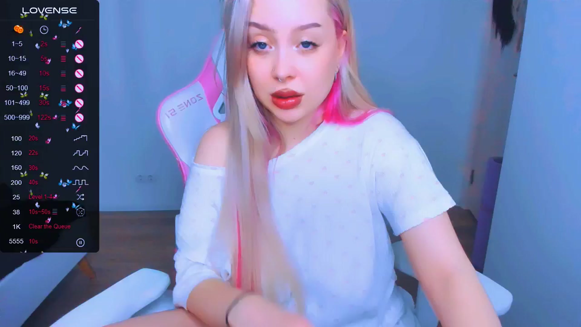 Gallery image thumbnail from MonaLauu's myfreecams stream on, 03/19/2025, 12:00 image 15 of 20