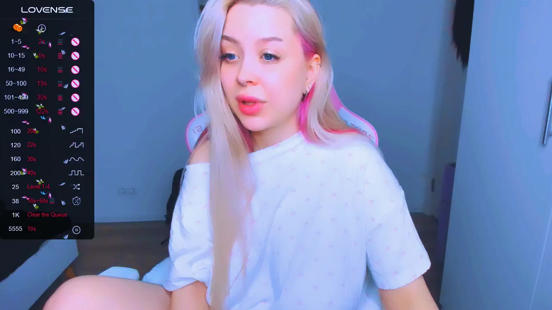 Gallery image thumbnail from MonaLauu's myfreecams stream on, 03/19/2025, 19:19 image 14 of 20