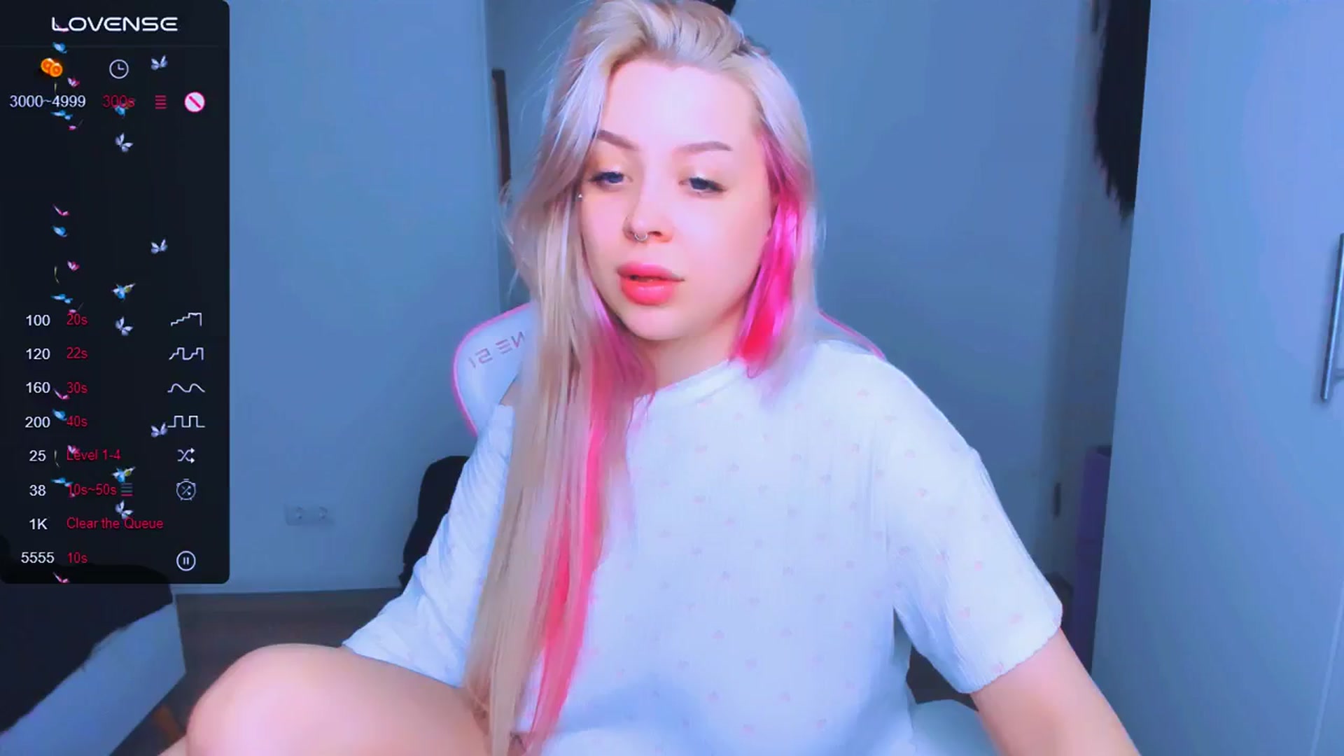Gallery image thumbnail from MonaLauu's myfreecams stream on, 03/19/2025, 19:19 image 5 of 20