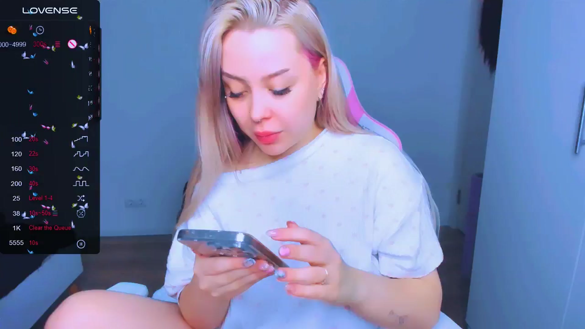Gallery image thumbnail from MonaLauu's myfreecams stream on, 03/19/2025, 19:19 image 9 of 20