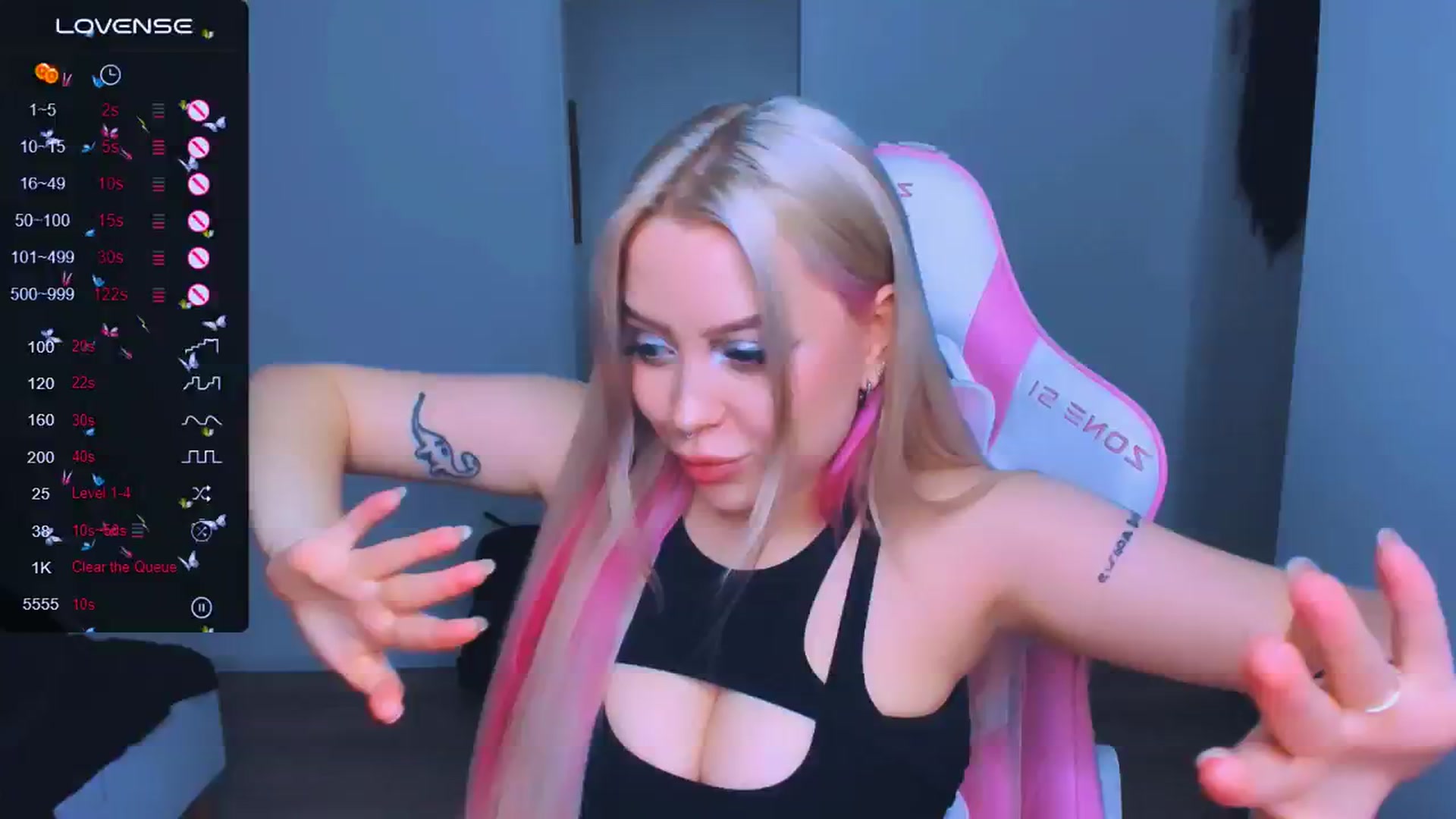 Gallery image thumbnail from MonaLauu's myfreecams stream on, 03/20/2025, 17:17 image 13 of 20