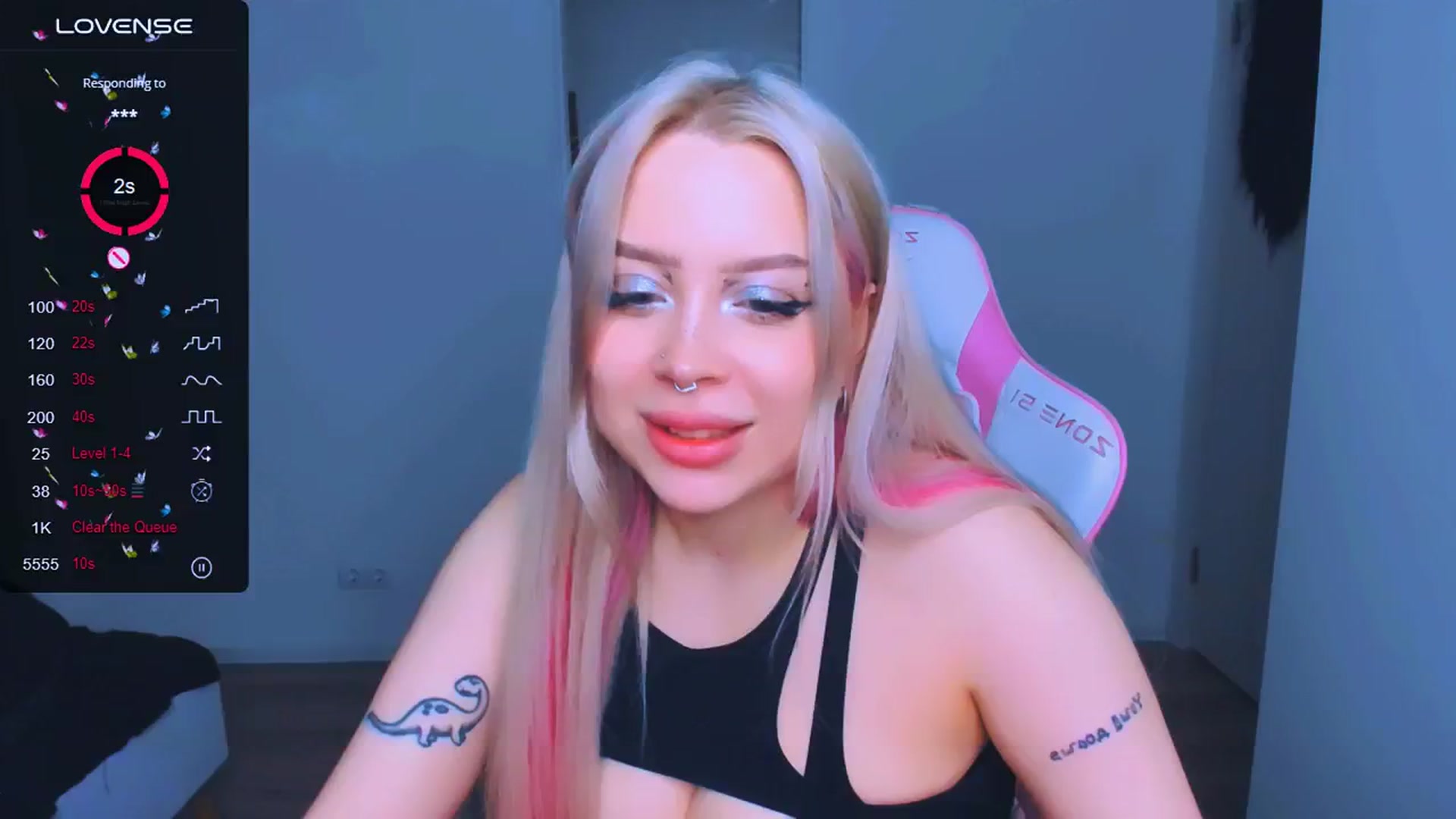 Gallery image thumbnail from MonaLauu's myfreecams stream on, 03/20/2025, 17:17 image 6 of 20