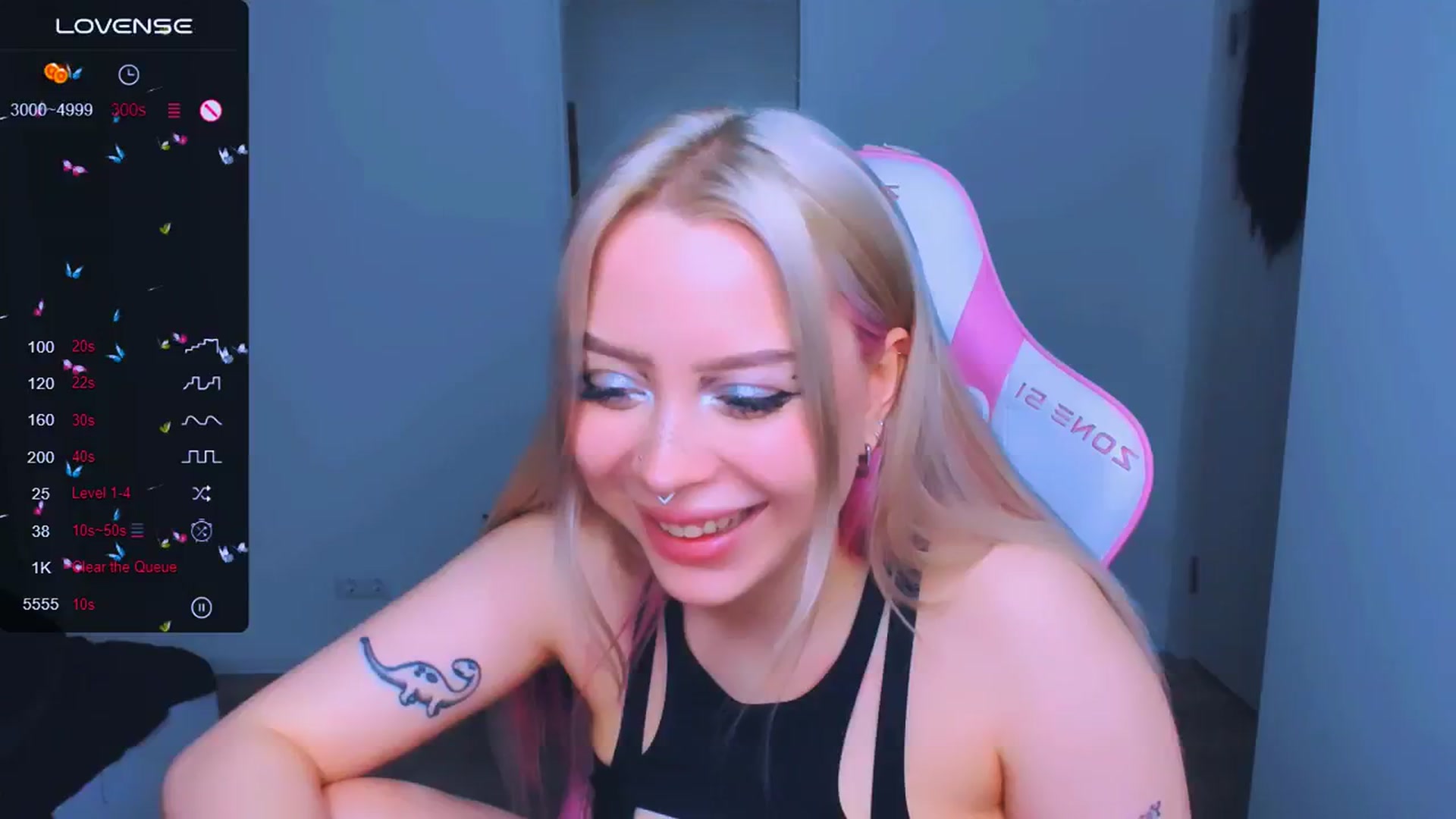 Gallery image thumbnail from MonaLauu's myfreecams stream on, 03/20/2025, 17:17 image 16 of 20
