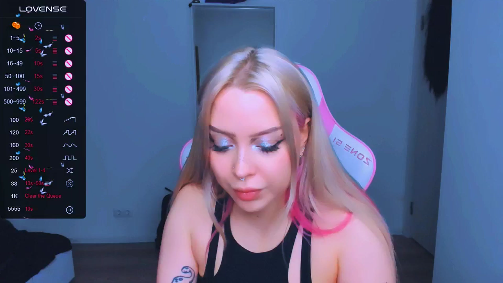 Gallery image thumbnail from MonaLauu's myfreecams stream on, 03/20/2025, 18:08 image 2 of 20