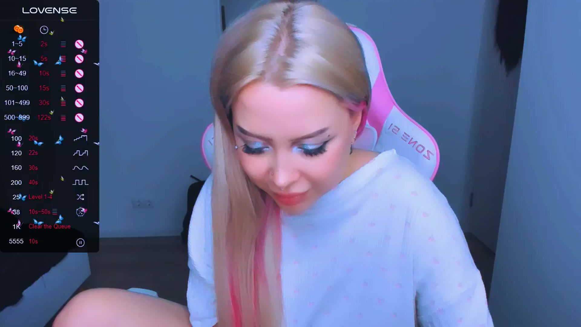 Gallery image thumbnail from MonaLauu's myfreecams stream on, 03/20/2025, 18:08 image 13 of 20