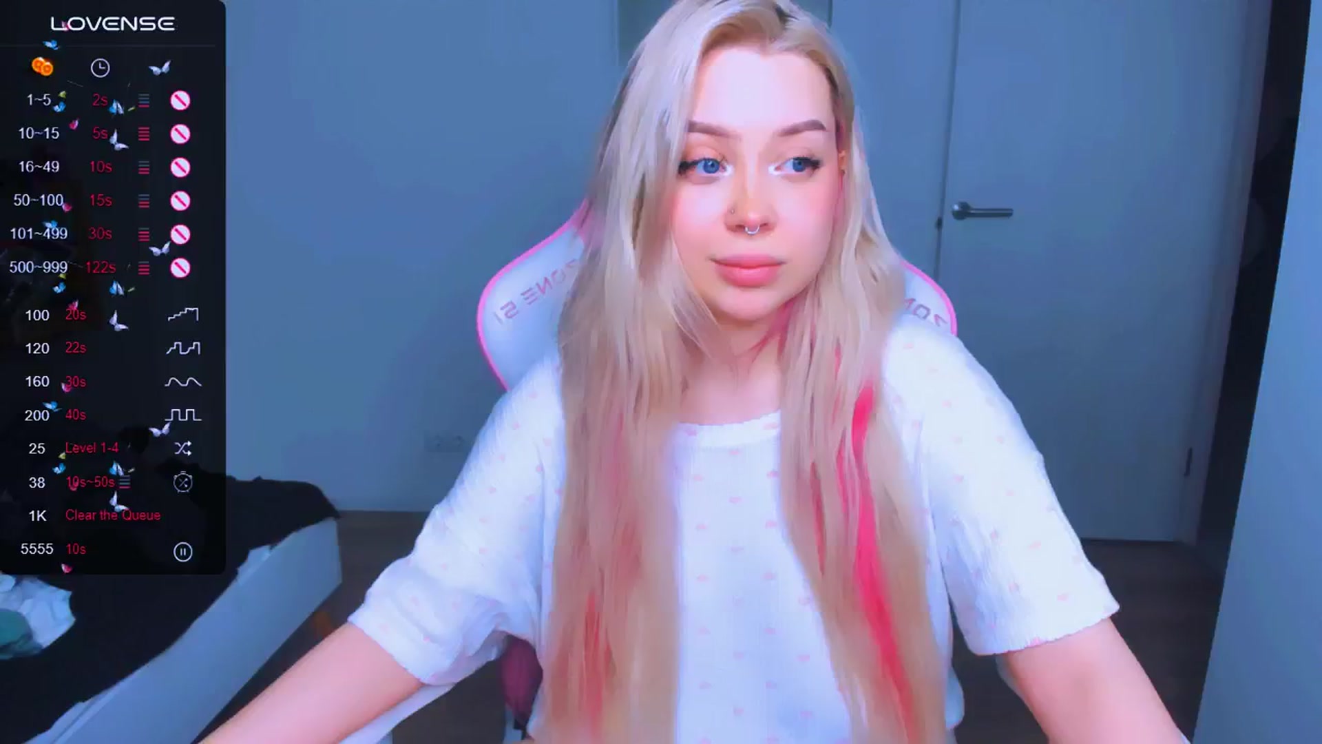 Gallery image thumbnail from MonaLauu's myfreecams stream on, 03/24/2025, 24:03 image 11 of 20