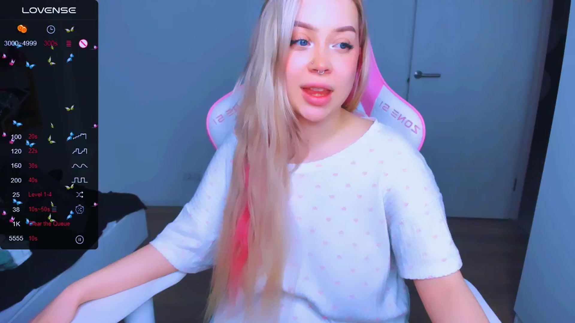 Gallery image thumbnail from MonaLauu's myfreecams stream on, 03/24/2025, 24:03 image 4 of 20