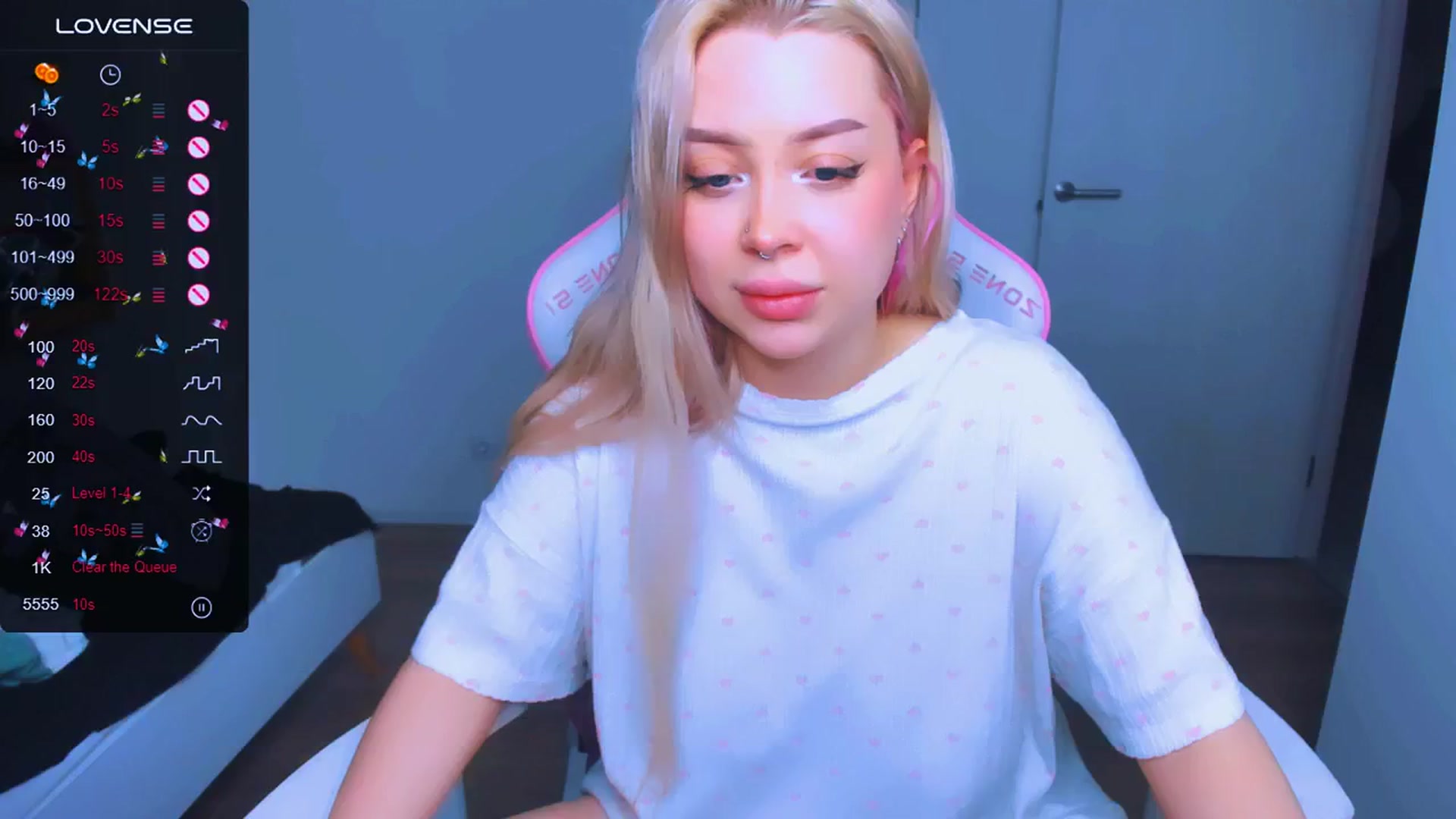 Gallery image thumbnail from MonaLauu's myfreecams stream on, 03/24/2025, 24:03 image 9 of 20