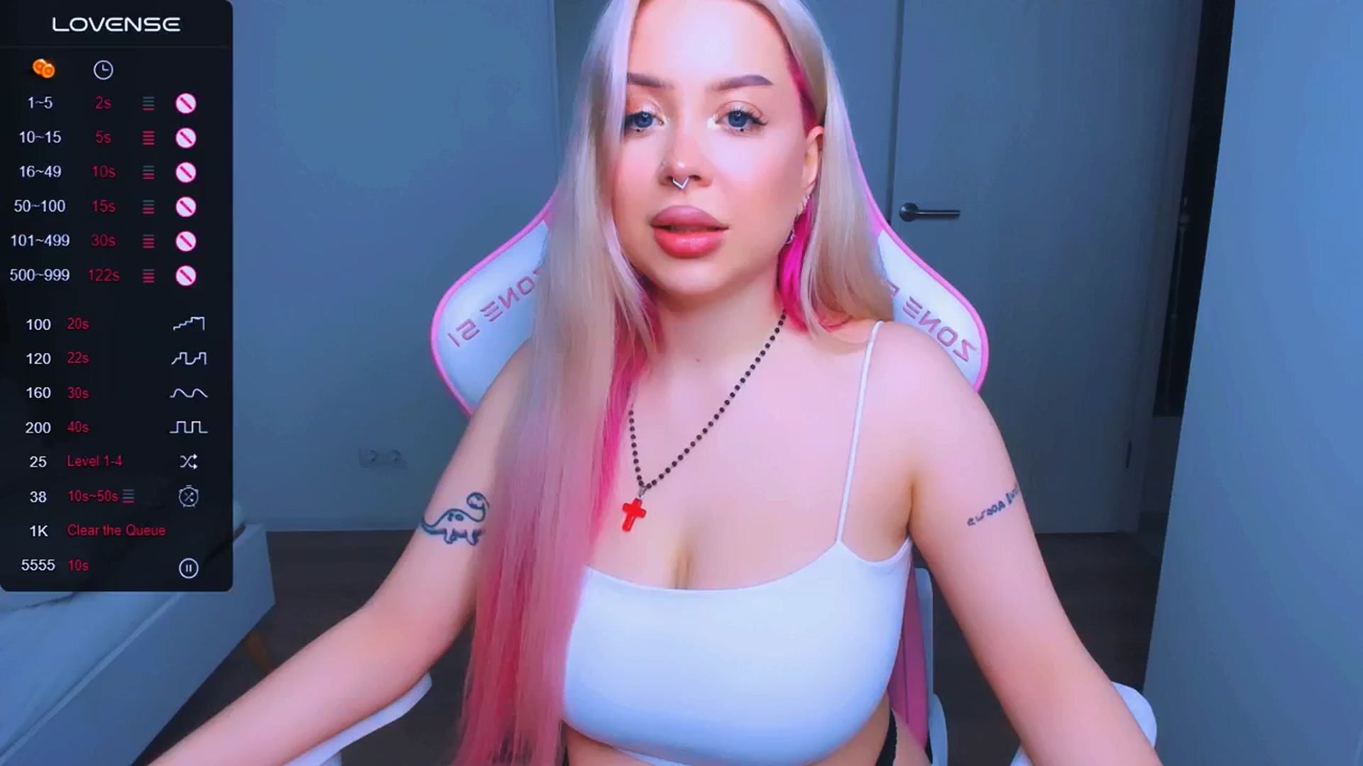 Gallery image thumbnail from MonaLauu's myfreecams stream on, 03/27/2025, 03:54 image 3 of 20