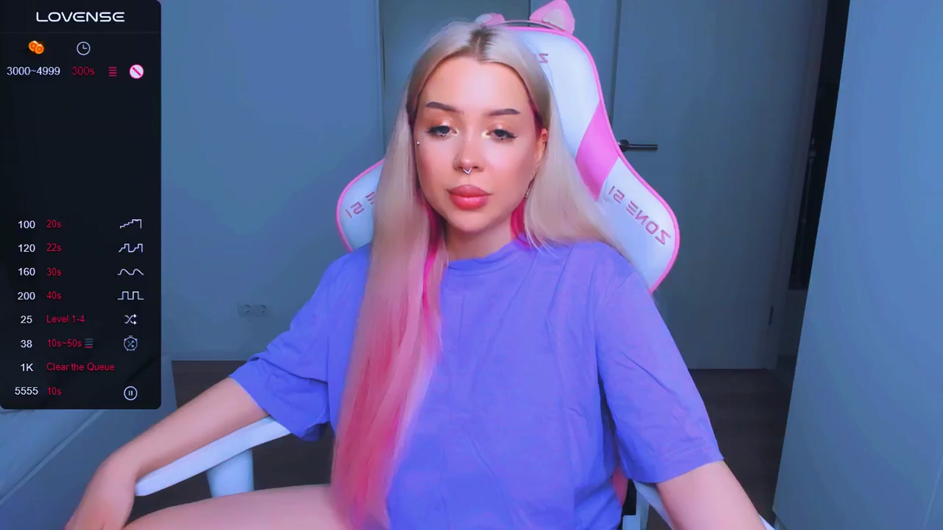 Gallery image thumbnail from MonaLauu's myfreecams stream on, 03/27/2025, 04:44 image 6 of 20