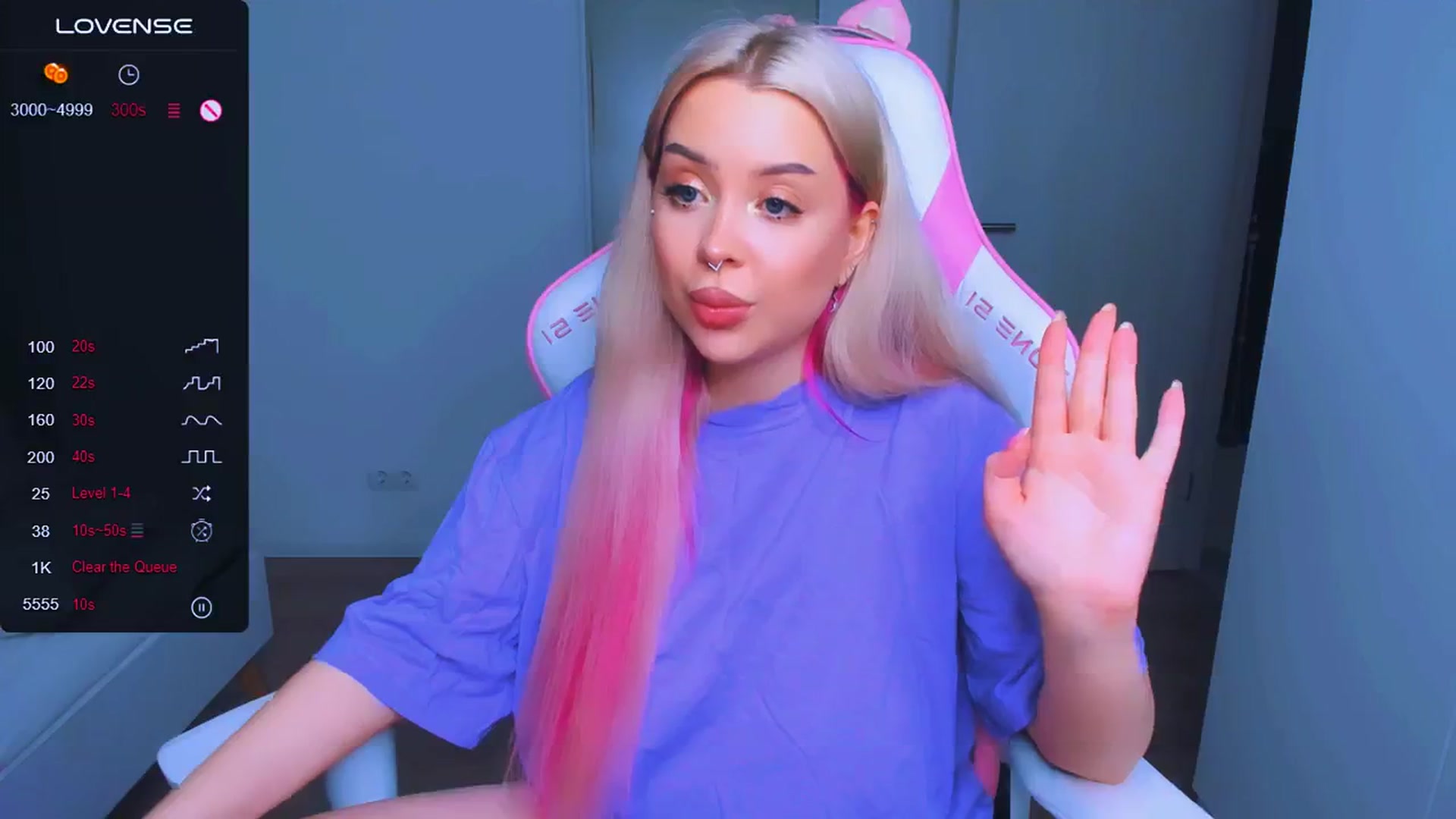 Gallery image thumbnail from MonaLauu's myfreecams stream on, 03/27/2025, 04:44 image 14 of 20