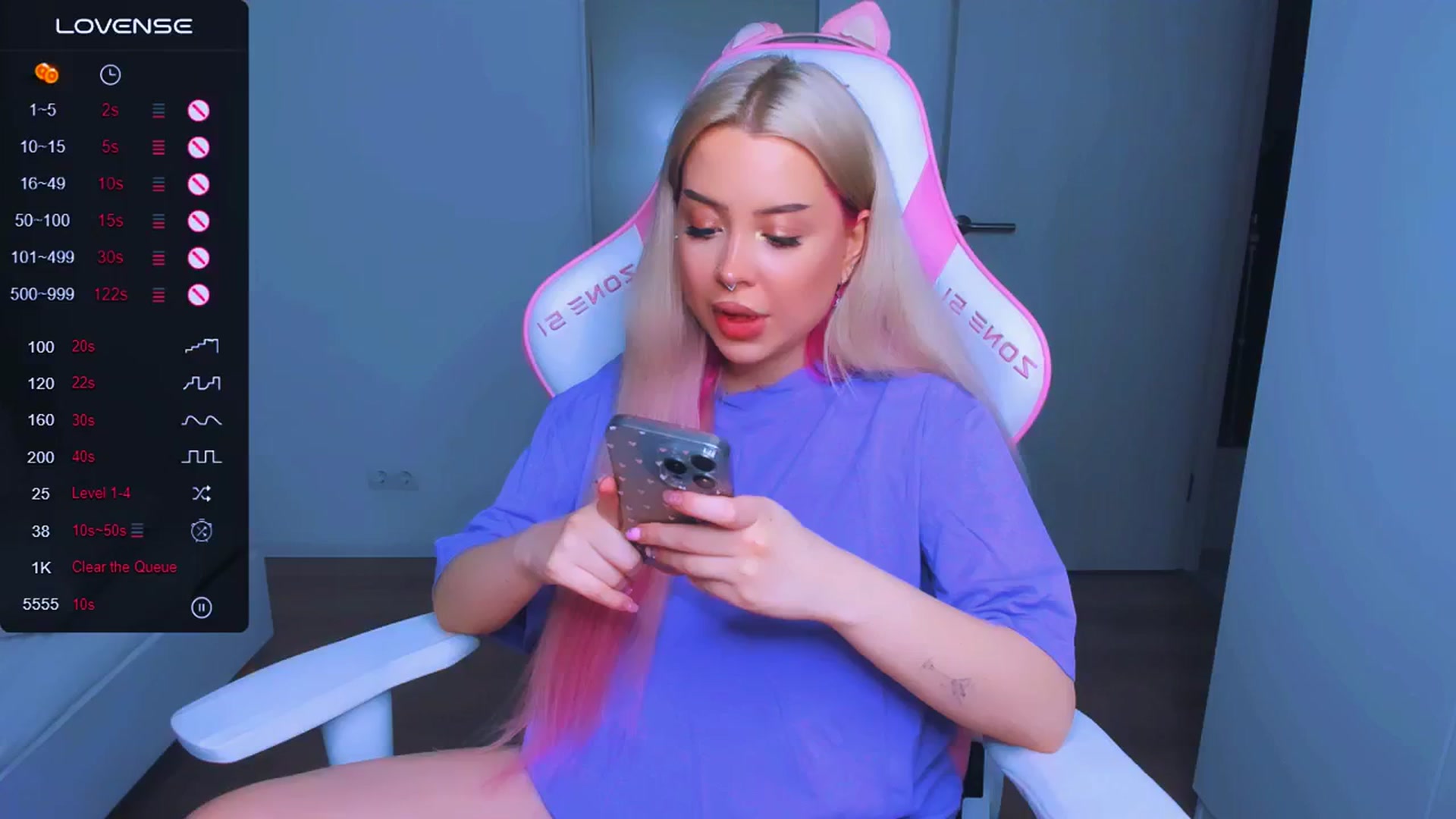 Gallery image thumbnail from MonaLauu's myfreecams stream on, 03/27/2025, 04:44 image 8 of 20