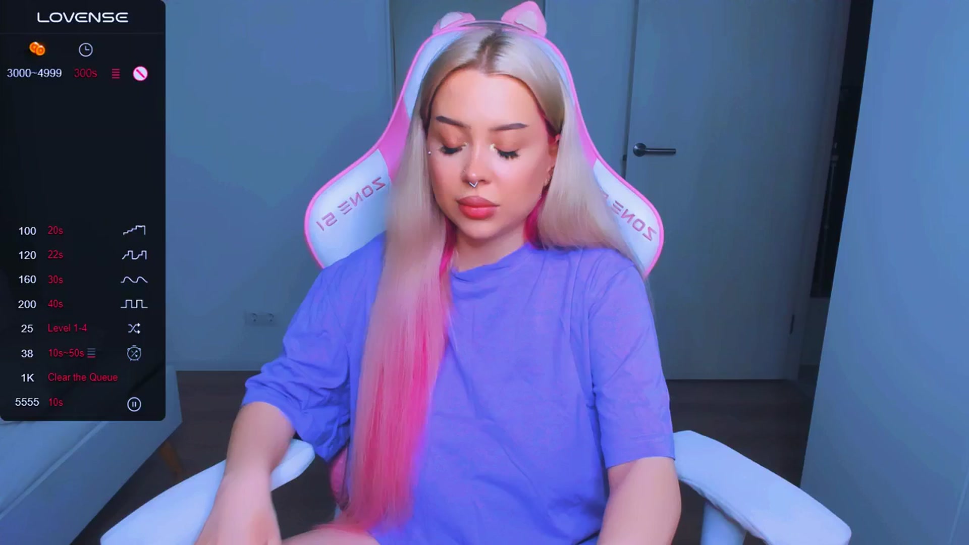 Gallery image thumbnail from MonaLauu's myfreecams stream on, 03/27/2025, 04:44 image 1 of 20