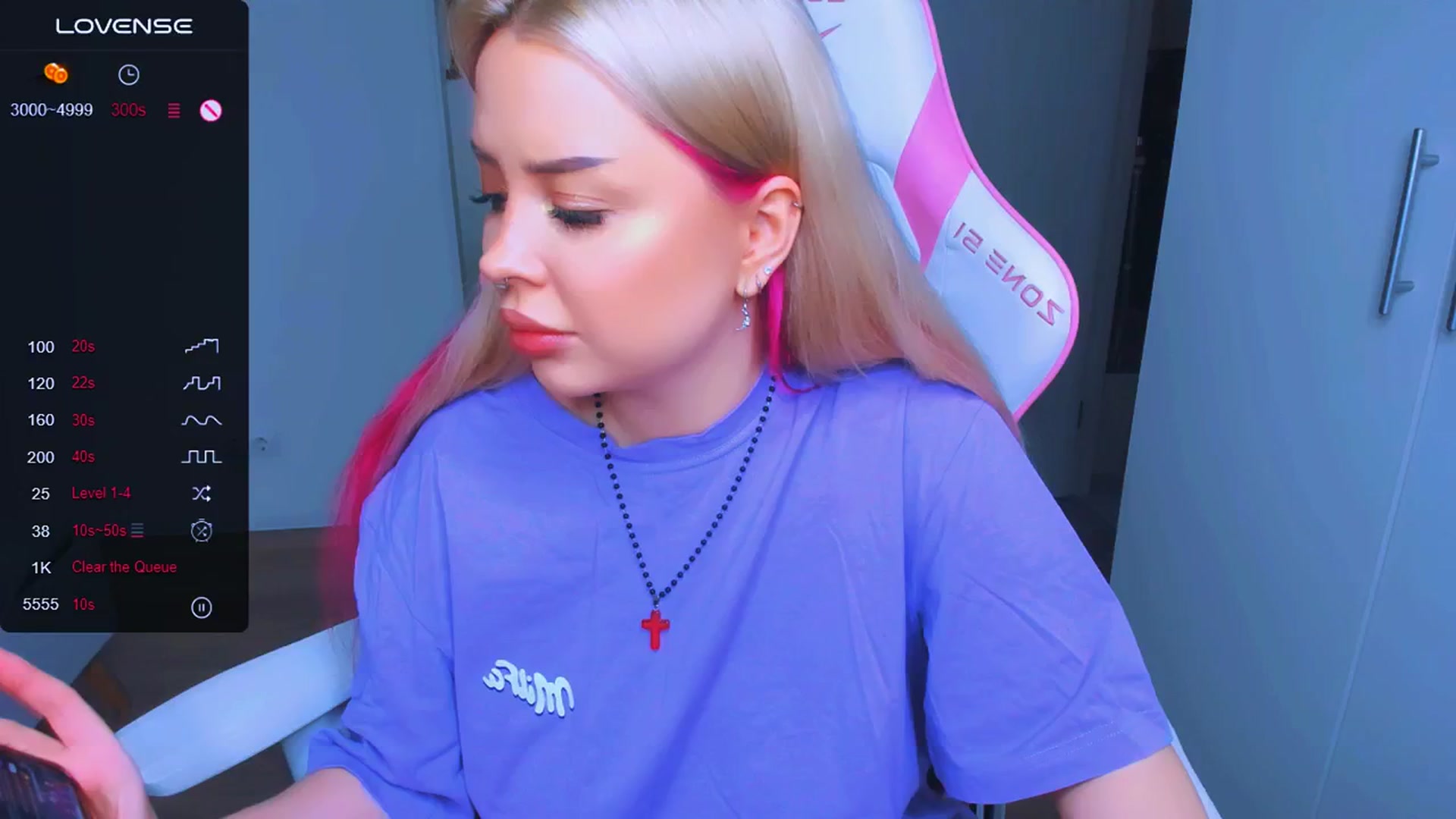 Gallery image thumbnail from MonaLauu's myfreecams stream on, 03/27/2025, 07:52 image 10 of 20