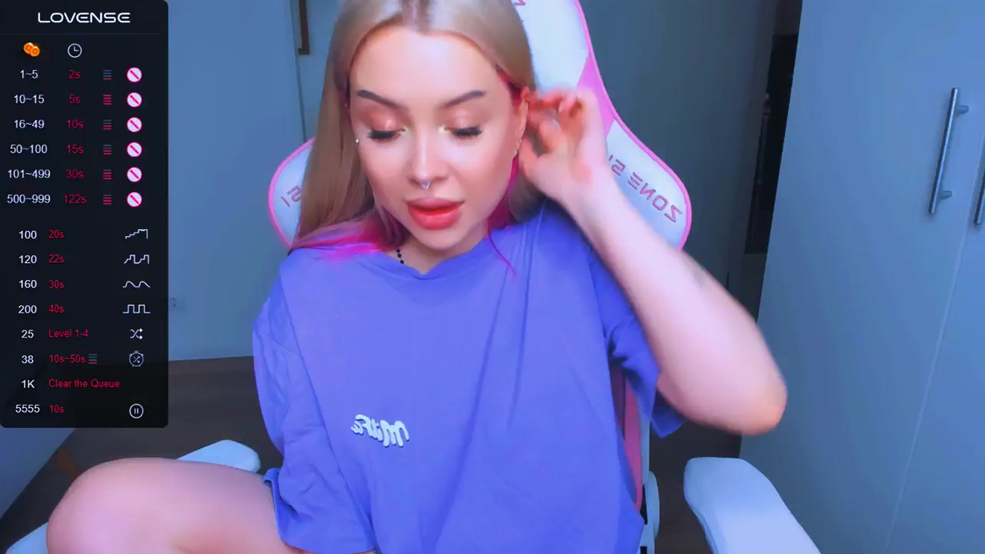 Gallery image thumbnail from MonaLauu's myfreecams stream on, 03/27/2025, 07:52 image 12 of 20