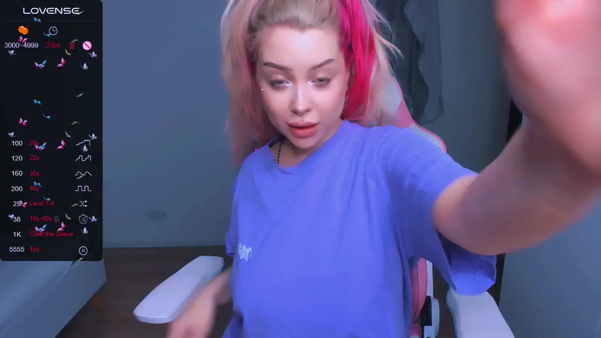 Gallery image thumbnail from MonaLauu's myfreecams stream on, 03/28/2025, 02:46 image 15 of 20