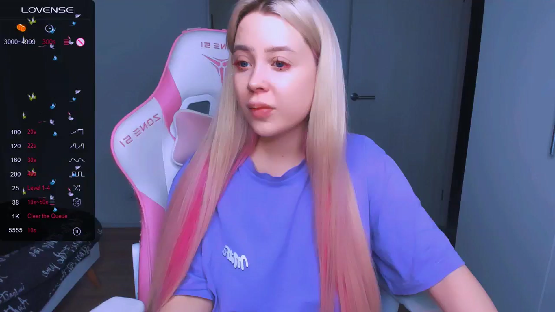 Gallery image thumbnail from MonaLauu's myfreecams stream on, 04/25/2025, 23:21 image 3 of 20