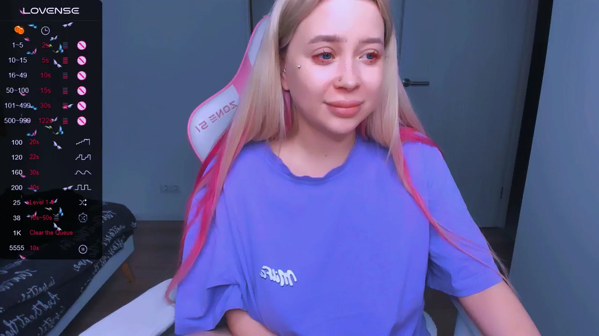 Gallery image thumbnail from MonaLauu's myfreecams stream on, 04/25/2025, 23:21 image 12 of 20