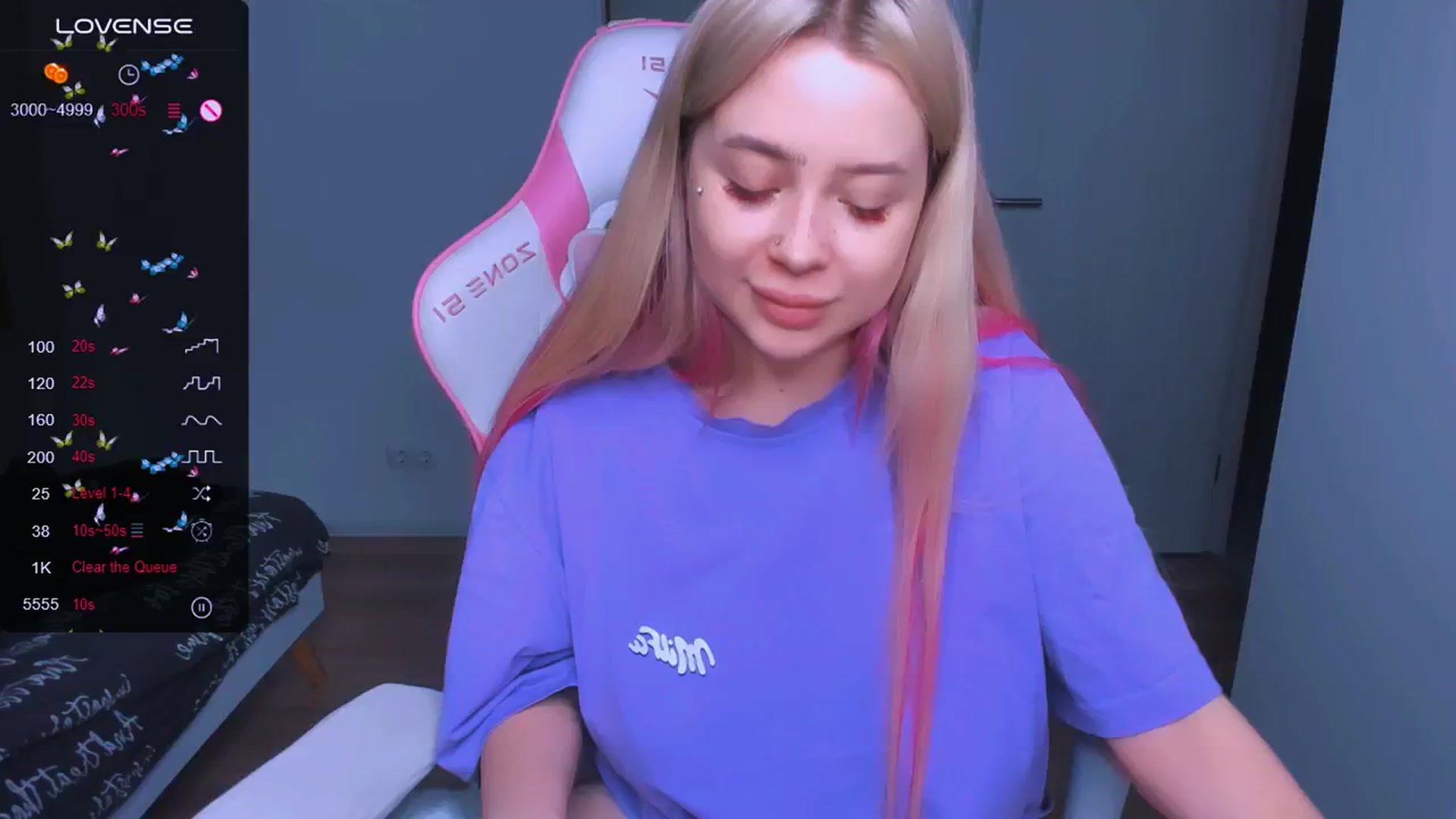 Gallery image thumbnail from MonaLauu's myfreecams stream on, 04/25/2025, 23:21 image 8 of 20