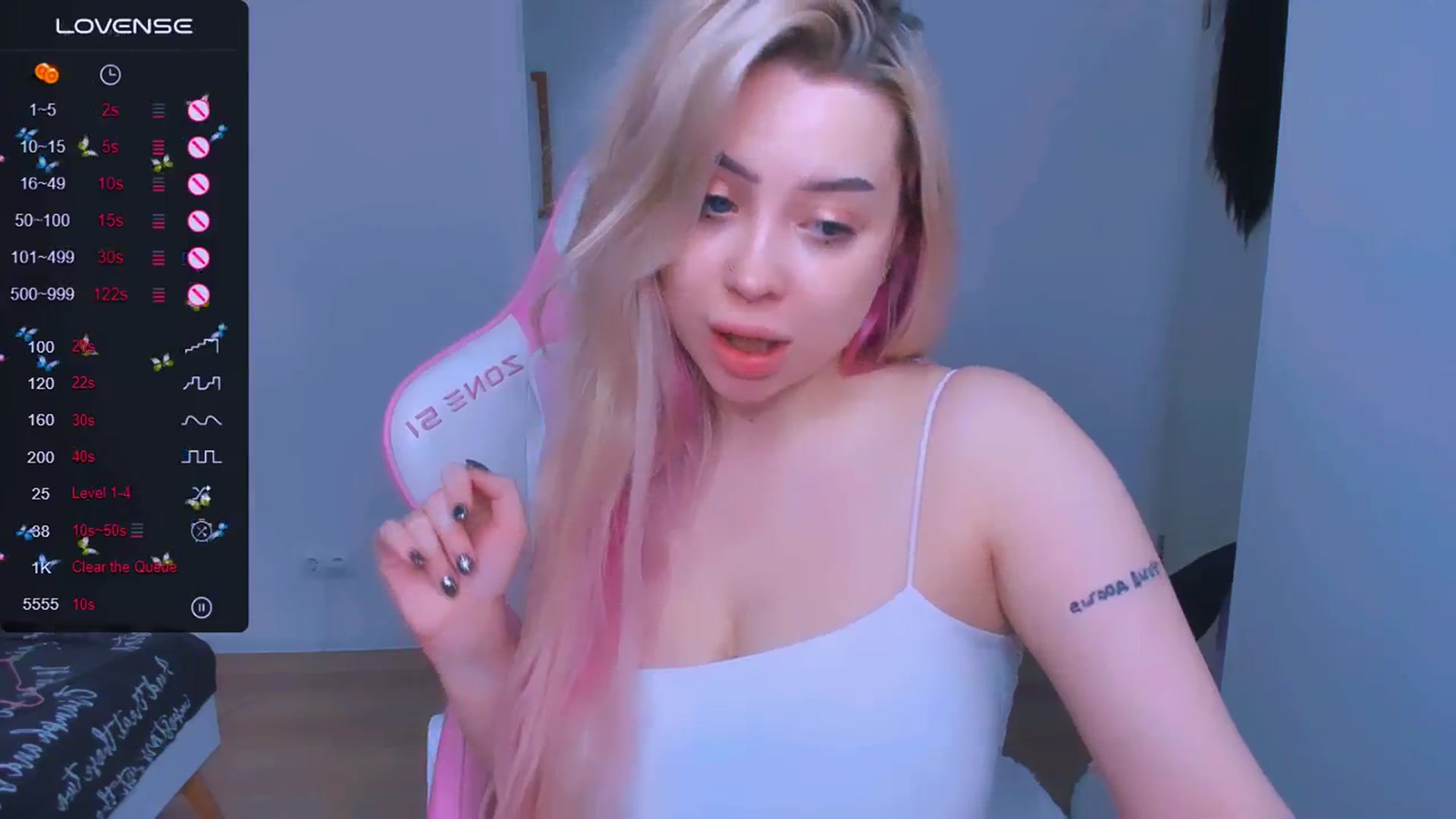 Gallery image thumbnail from MonaLauu's myfreecams stream on, 04/27/2025, 05:41 image 19 of 20