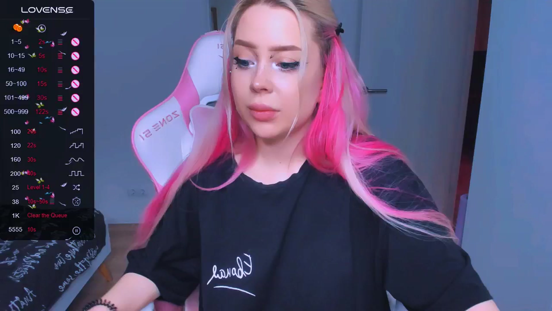 Gallery image thumbnail from MonaLauu's myfreecams stream on, 04/29/2025, 07:20 image 5 of 20