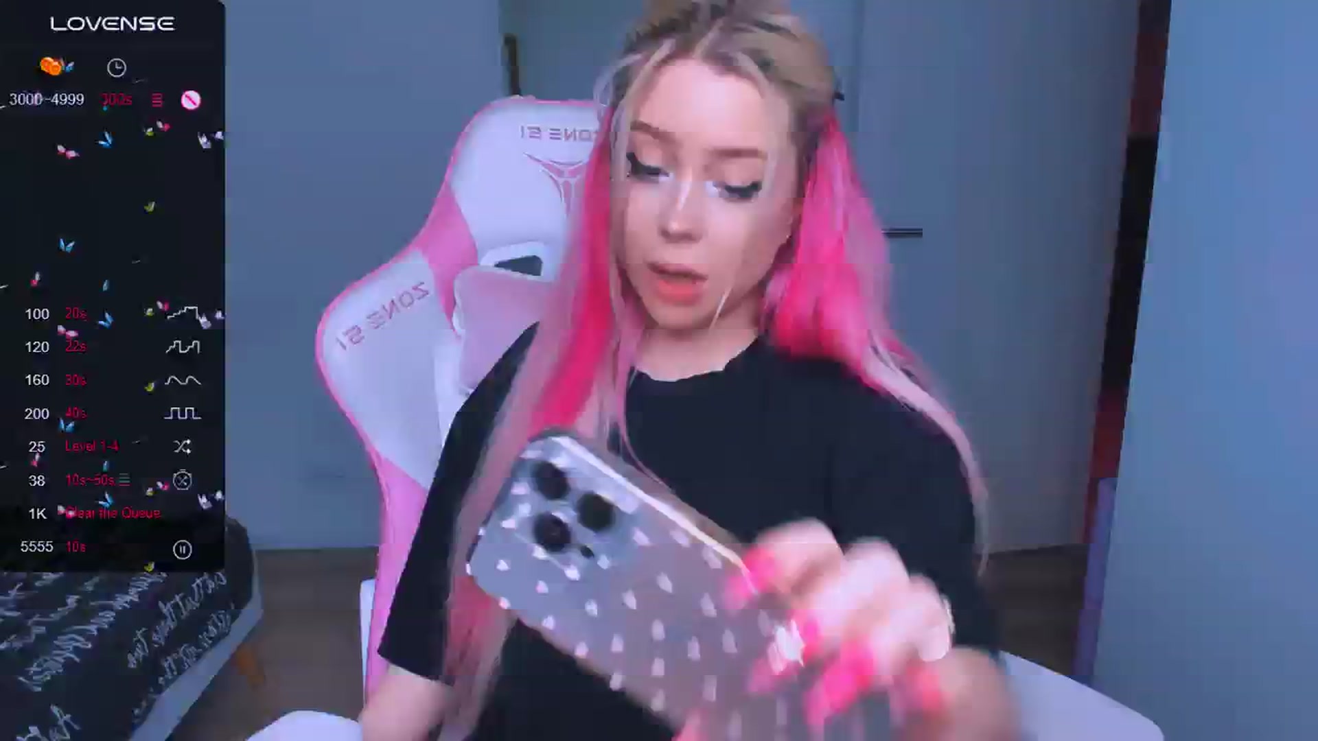 Gallery image thumbnail from MonaLauu's myfreecams stream on, 04/29/2025, 07:20 image 2 of 20