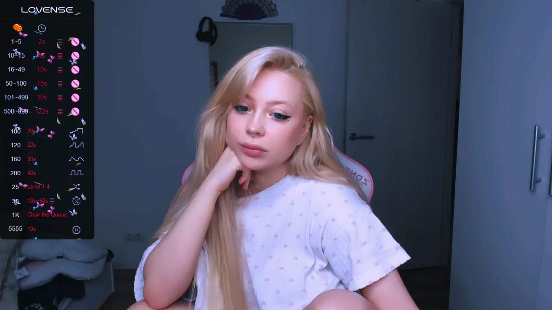 Gallery image thumbnail from MonaLauu's myfreecams stream on, 05/15/2025, 10:02 image 20 of 20