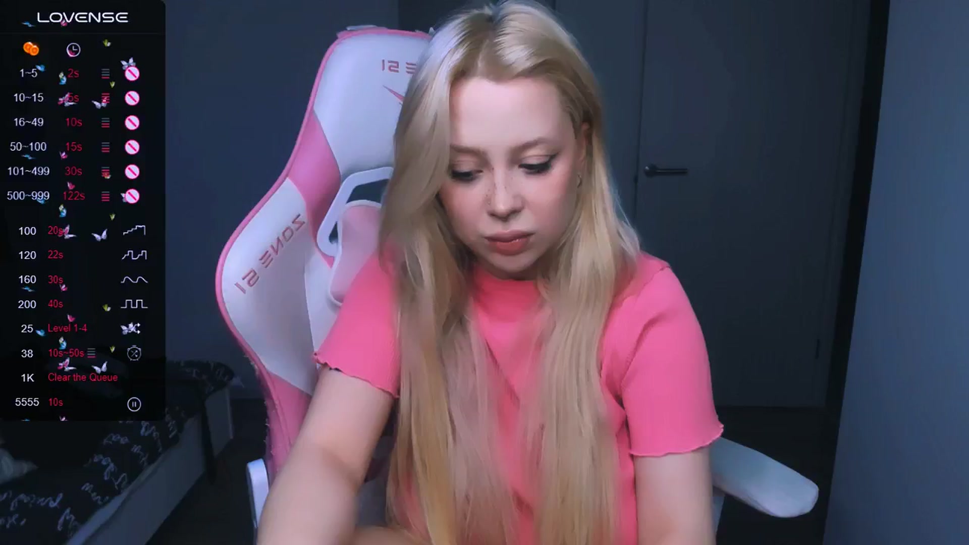 Gallery image thumbnail from MonaLauu's myfreecams stream on, 05/20/2025, 23:30 image 5 of 20