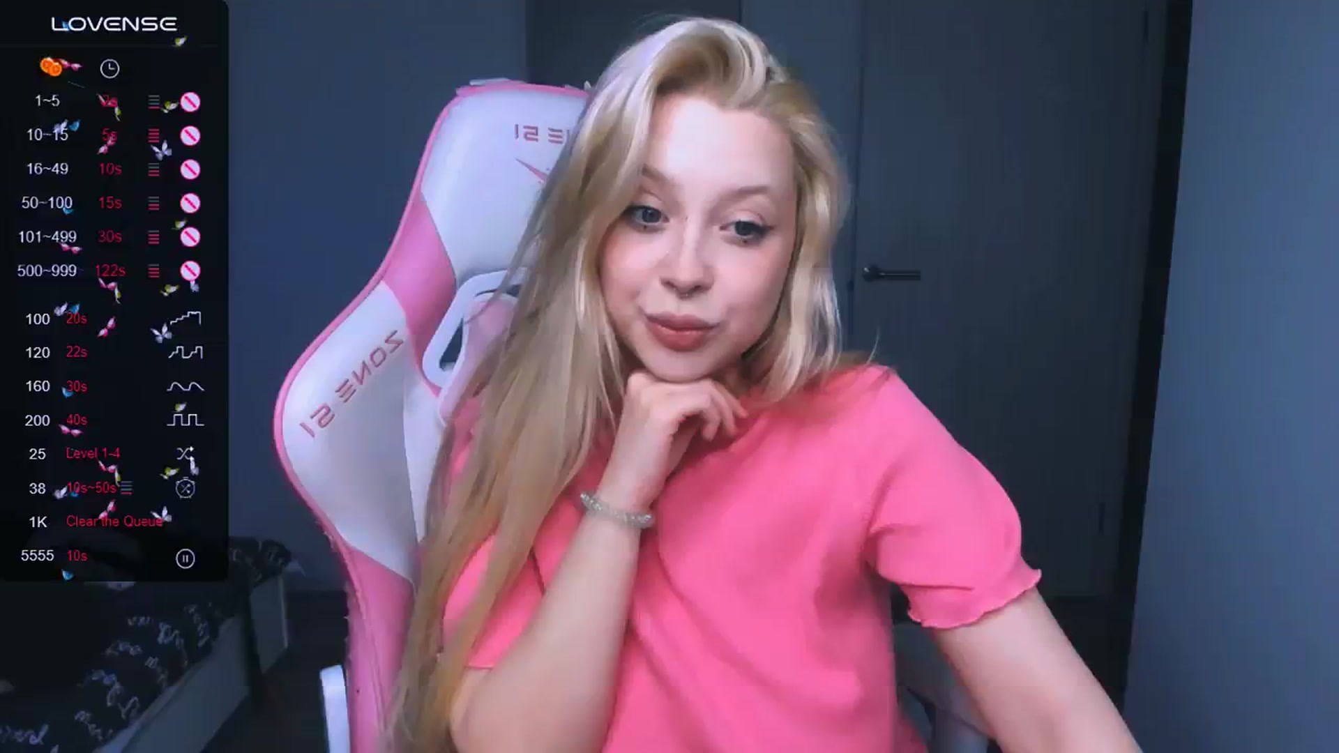 Gallery image thumbnail from MonaLauu's myfreecams stream on, 05/20/2025, 23:30 image 7 of 20