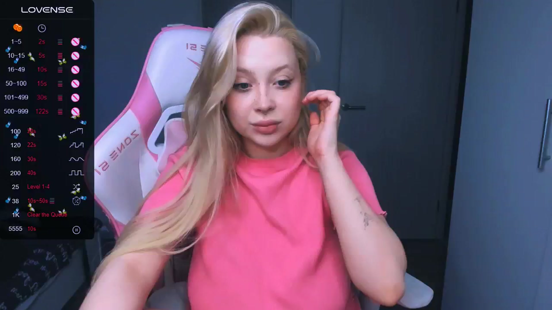Gallery image thumbnail from MonaLauu's myfreecams stream on, 05/20/2025, 23:30 image 17 of 20