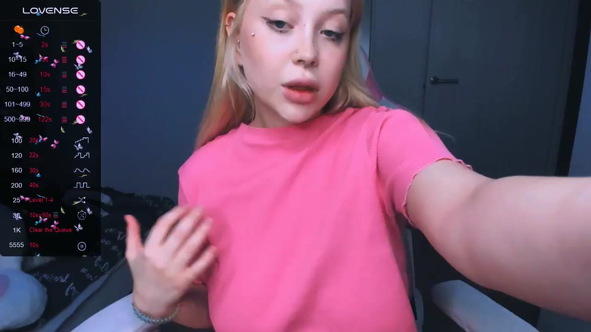 Gallery image thumbnail from MonaLauu's myfreecams stream on, 05/21/2025, 24:23 image 4 of 20