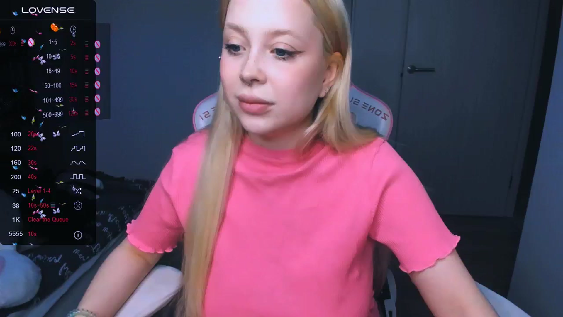 Gallery image thumbnail from MonaLauu's myfreecams stream on, 05/21/2025, 24:23 image 6 of 20