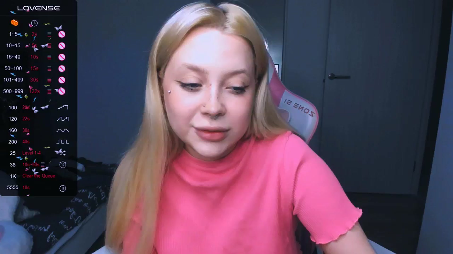 Gallery image thumbnail from MonaLauu's myfreecams stream on, 05/21/2025, 24:23 image 18 of 20