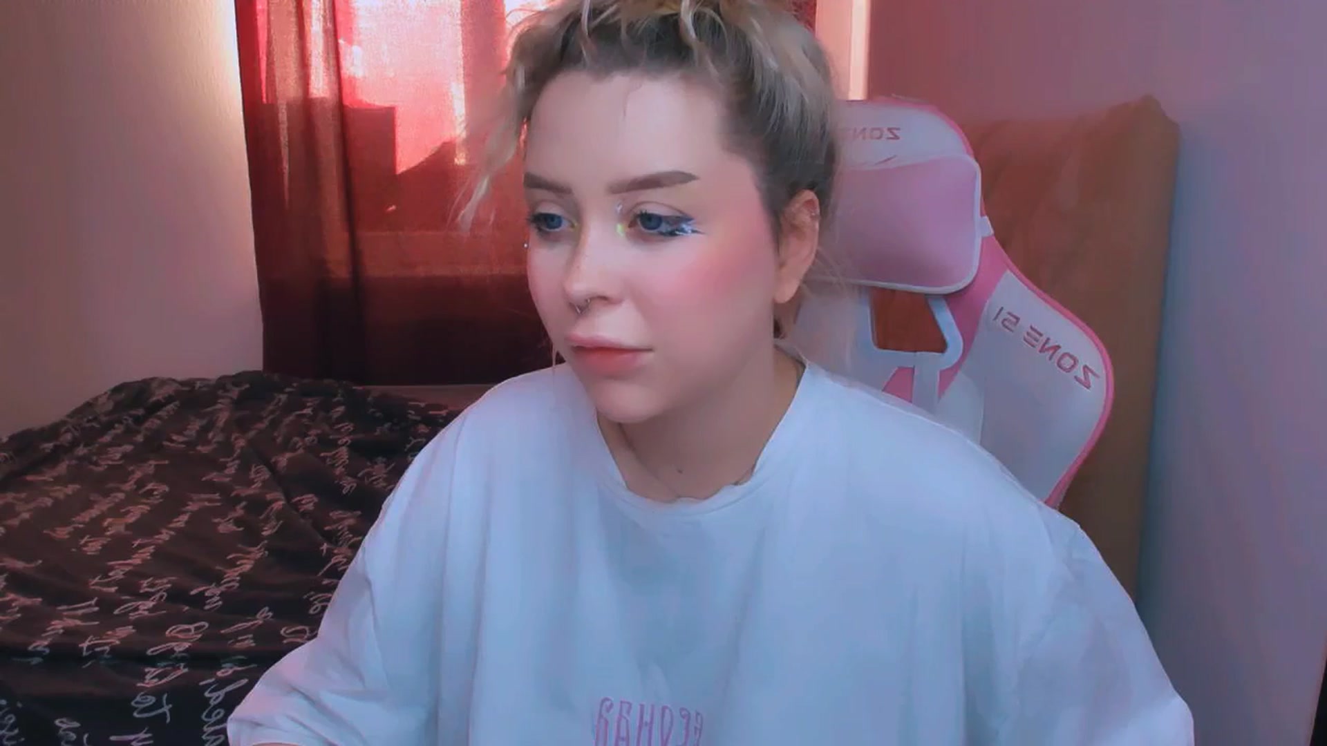 Gallery image thumbnail from MonaLauu's myfreecams stream on, 09/30/2025, 05:51 image 20 of 20