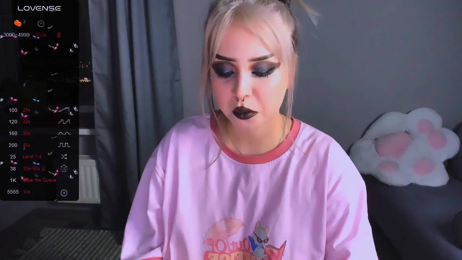 Gallery image thumbnail from MonaLauu's myfreecams stream on, 11/30/2025, 03:07 image 16 of 20
