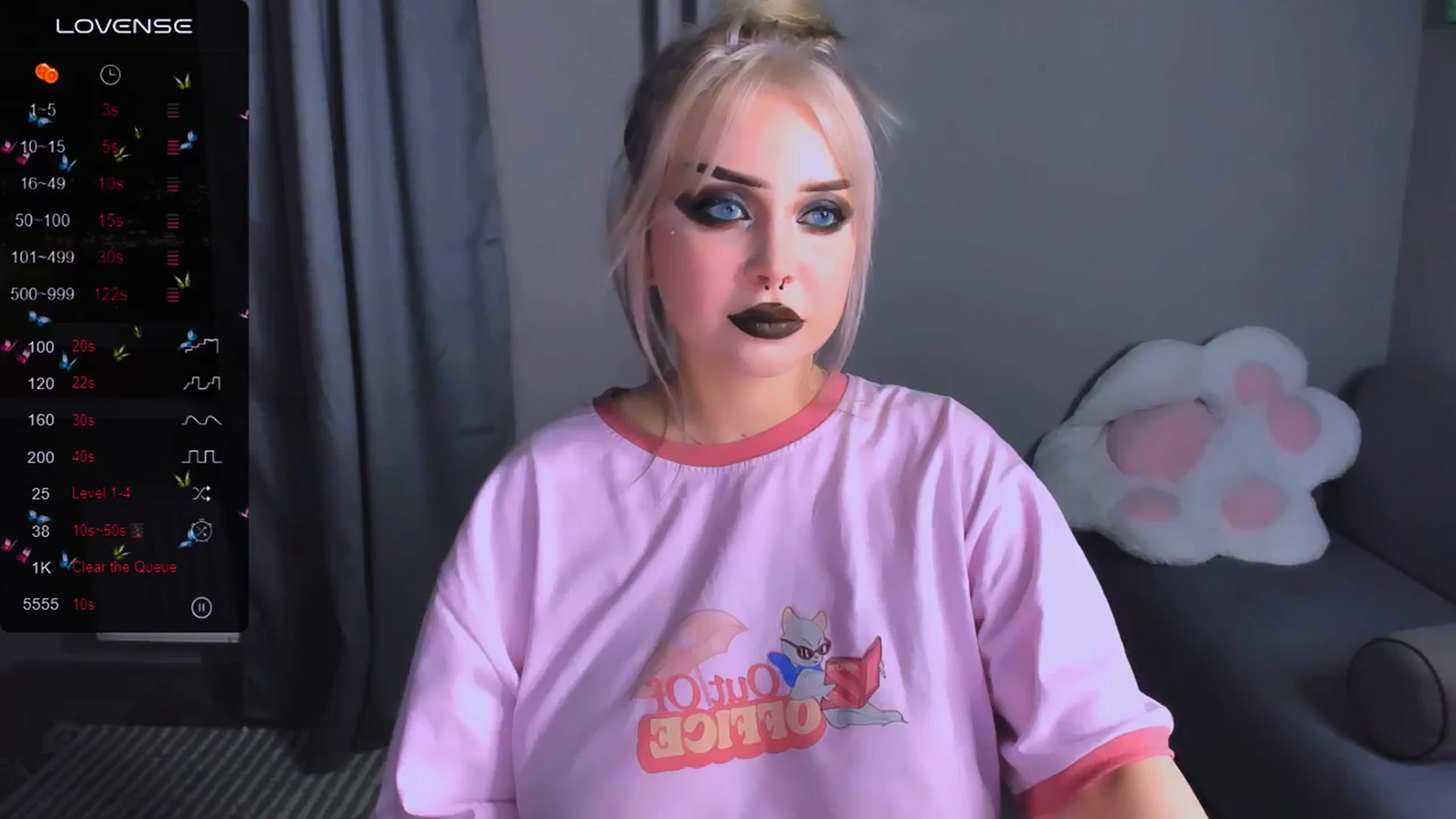 Gallery image thumbnail from MonaLauu's myfreecams stream on, 11/30/2025, 03:07 image 12 of 20