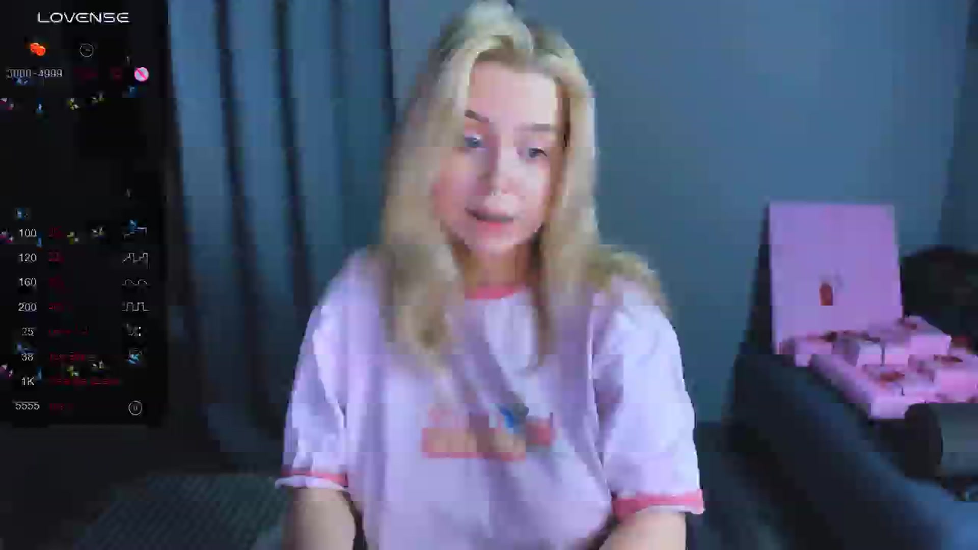 Gallery image thumbnail from MonaLauu's myfreecams stream on, 12/18/2025, 20:44 image 14 of 20