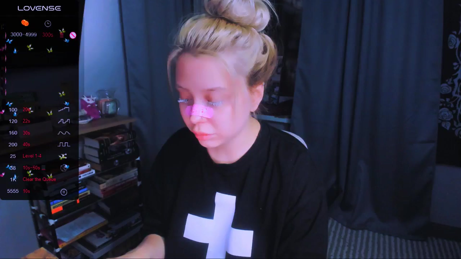 Gallery image thumbnail from MonaLauu's myfreecams stream on, 03/20/2026, 01:25 image 1 of 20