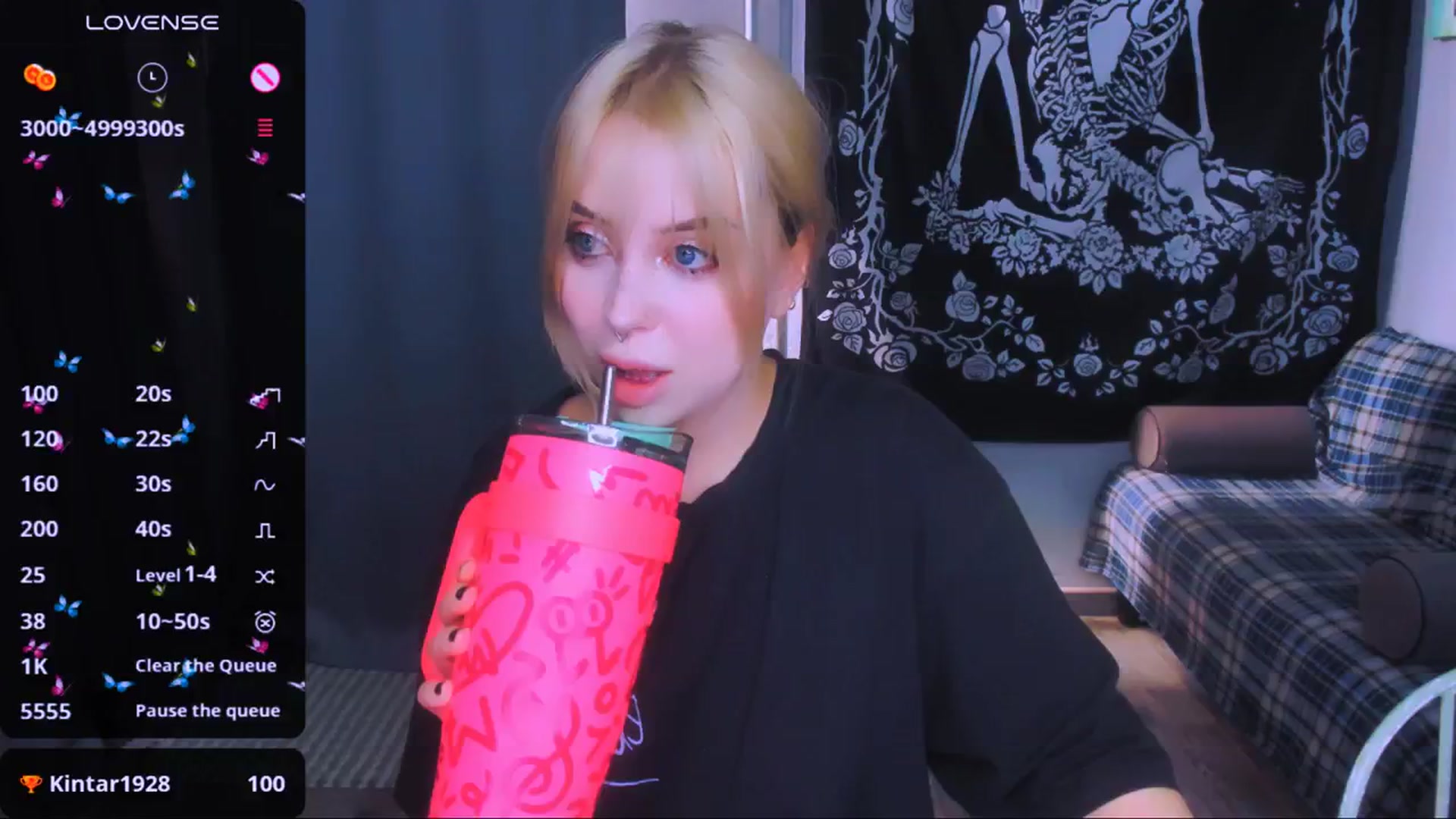 Gallery image thumbnail from MonaLauu's myfreecams stream on, 03/31/2026, 09:37 image 10 of 20