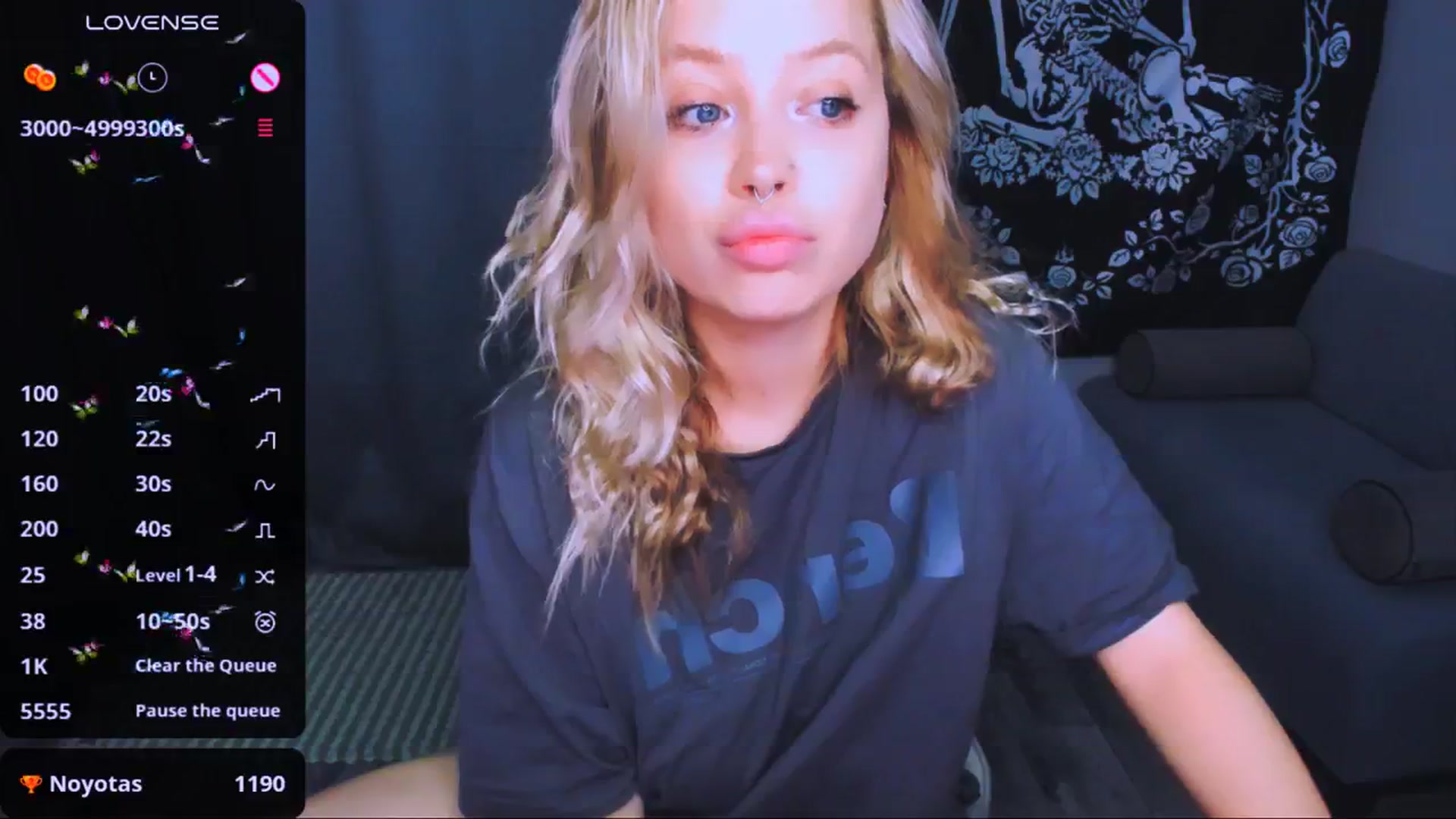 Gallery image thumbnail from MonaLauu's myfreecams stream on, 04/15/2026, 01:17 image 13 of 20