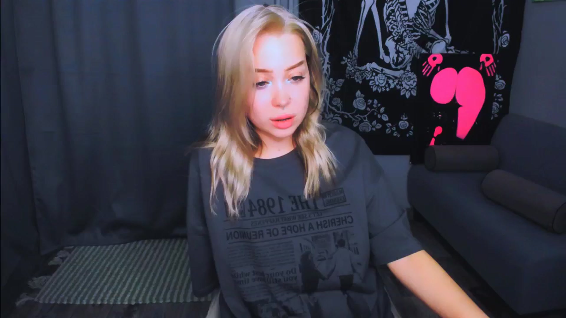 Gallery image thumbnail from MonaLauu's myfreecams stream on, 04/23/2026, 20:32 image 2 of 20