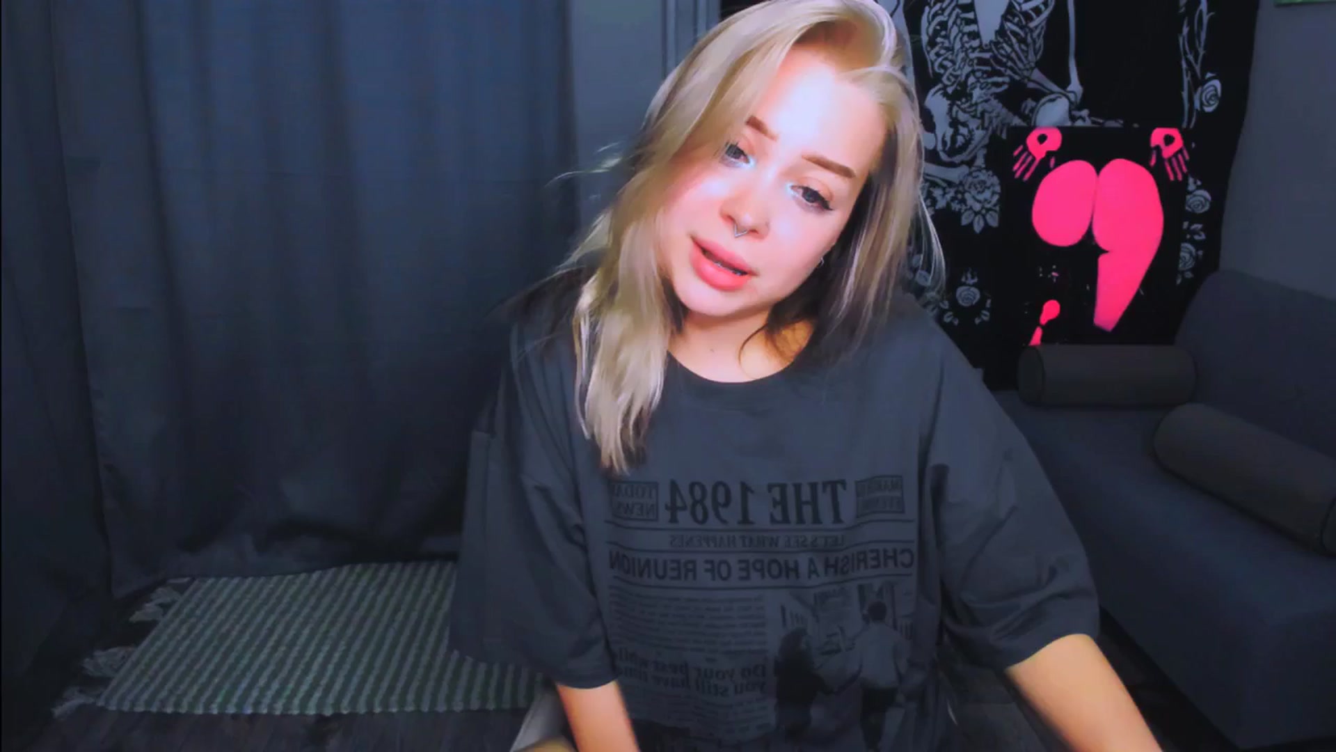 Gallery image thumbnail from MonaLauu's myfreecams stream on, 04/23/2026, 20:32 image 14 of 20