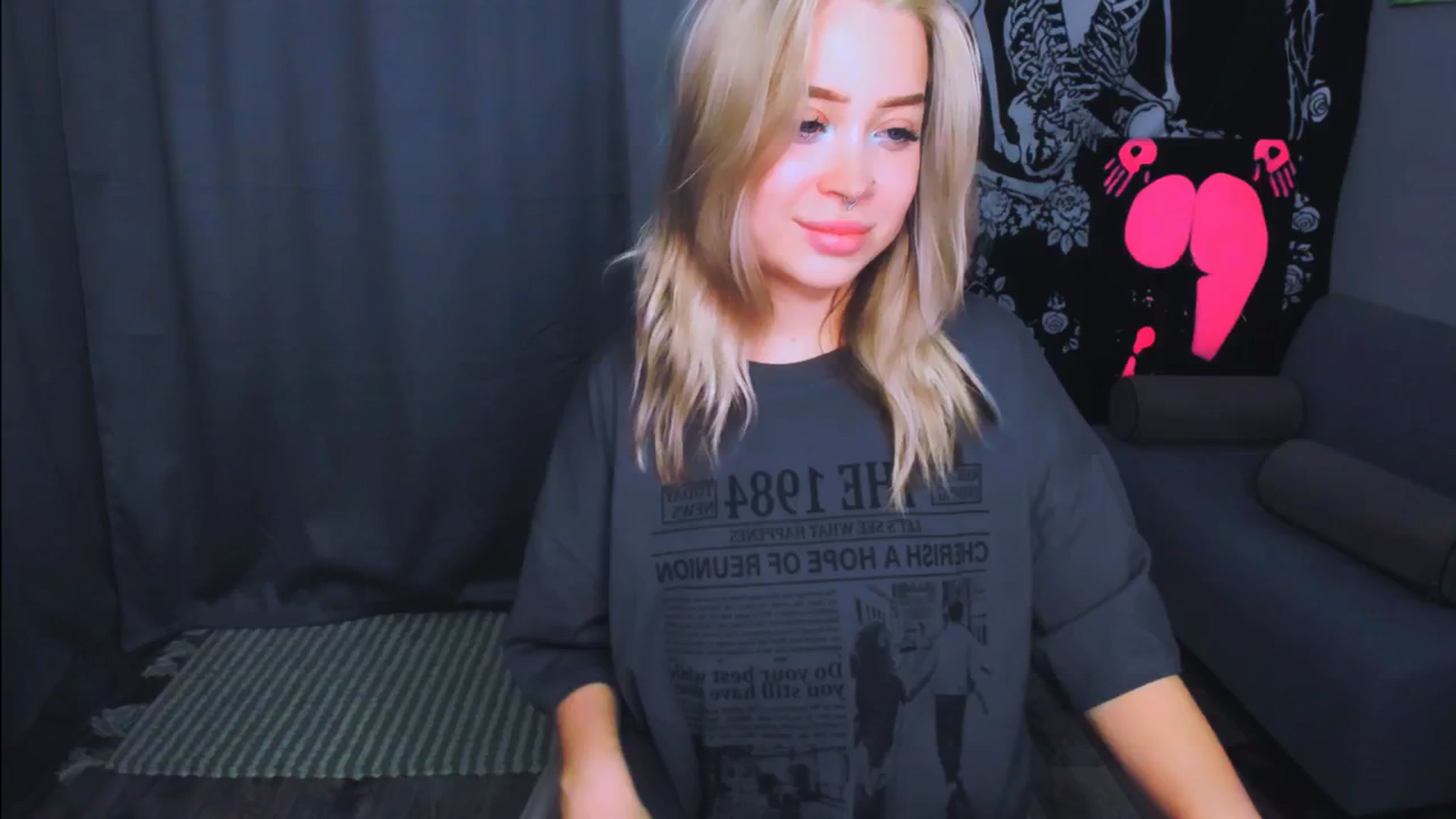 Gallery image thumbnail from MonaLauu's myfreecams stream on, 04/23/2026, 20:32 image 5 of 20