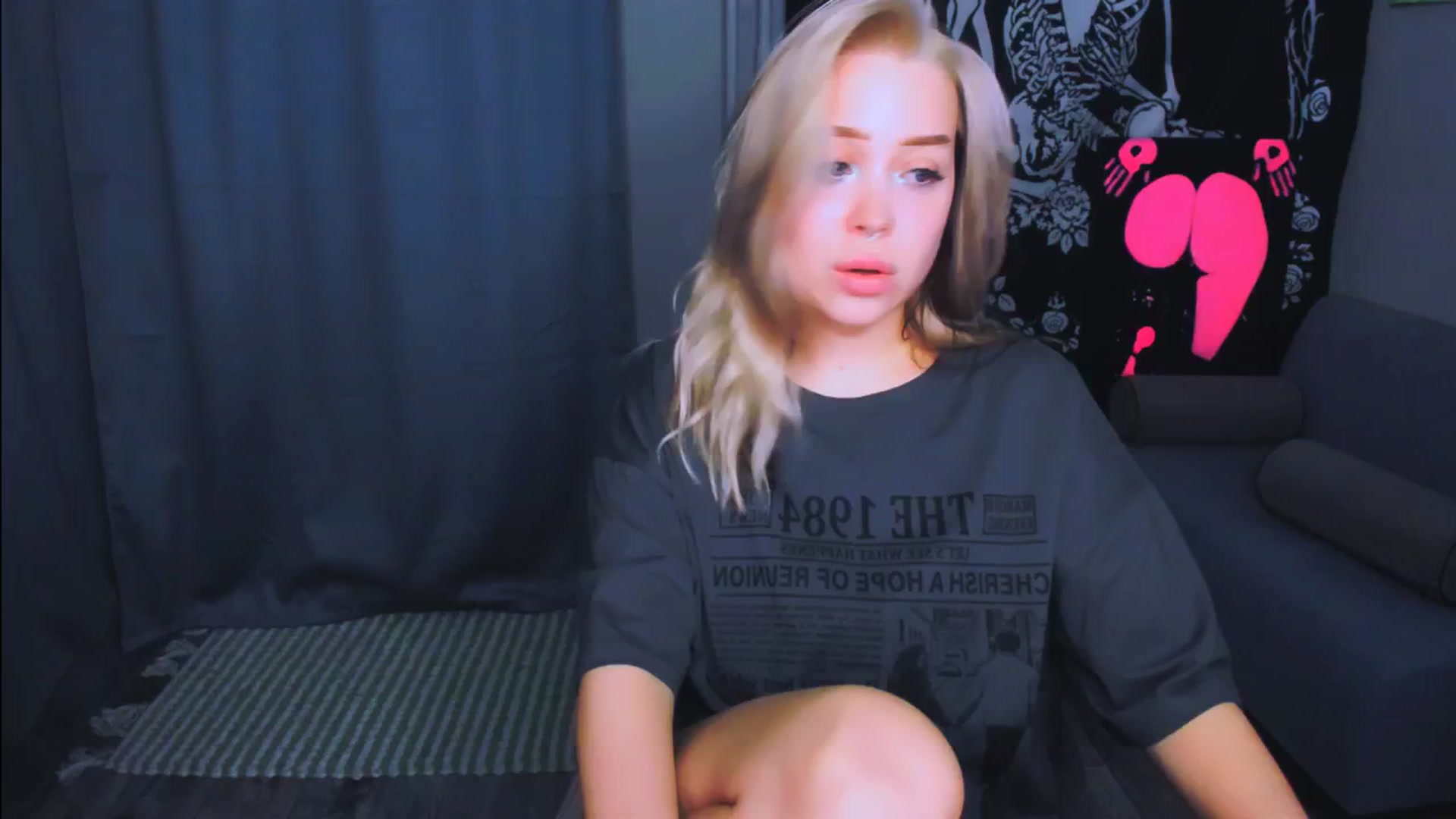 Gallery image thumbnail from MonaLauu's myfreecams stream on, 04/23/2026, 20:32 image 12 of 20
