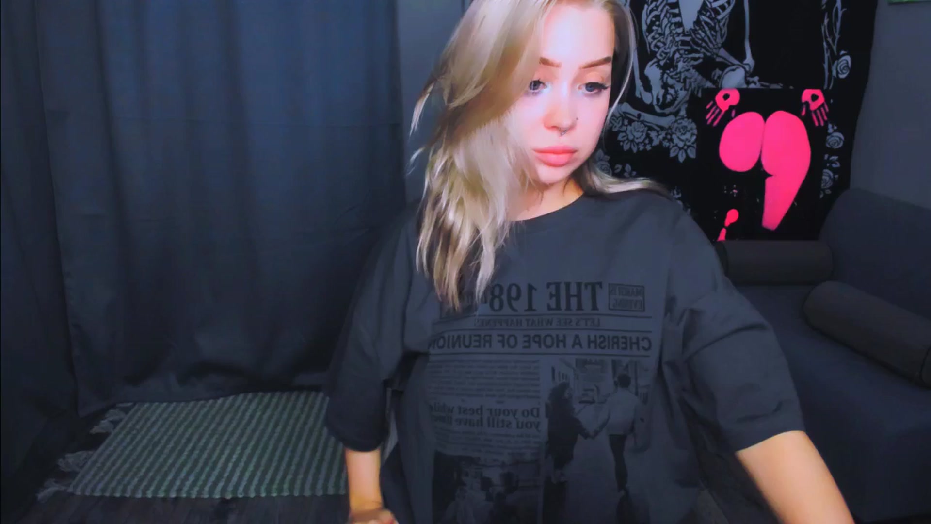 Gallery image thumbnail from MonaLauu's myfreecams stream on, 04/23/2026, 20:32 image 17 of 20