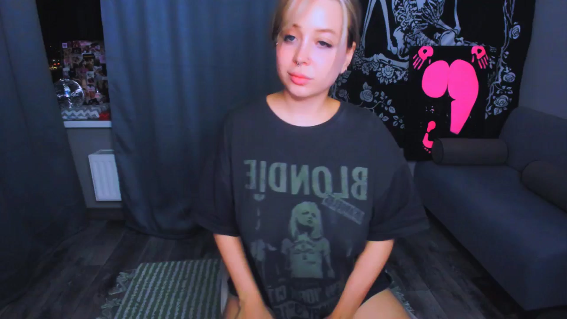 Gallery image thumbnail from MonaLauu's myfreecams stream on, 04/24/2026, 21:56 image 20 of 20